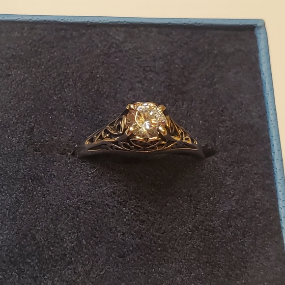 Vintage Scrolled Sterling Ring - Picture 9 of 16